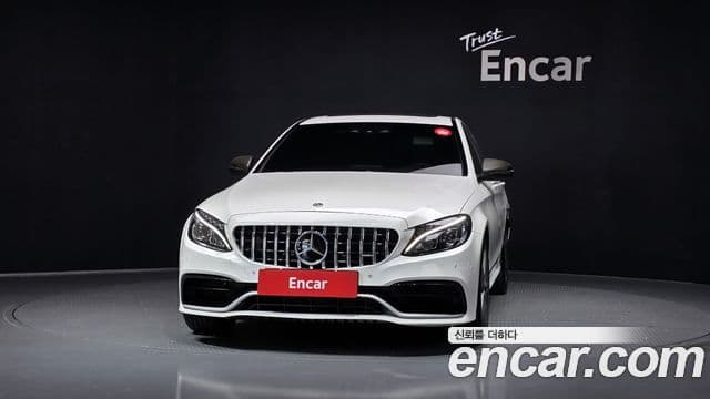 Mercedes-Benz C-Class 2018 — фото 2 из 20