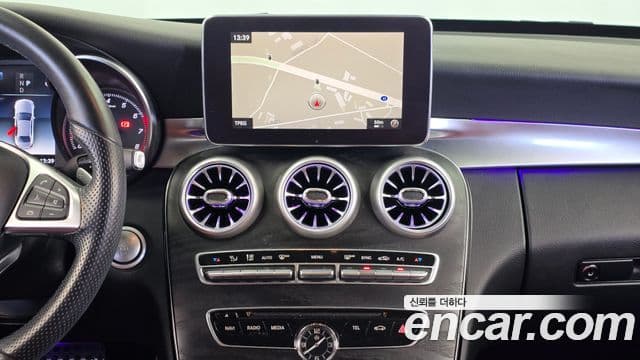 Mercedes-Benz C-Class 2018 — фото 12 из 20