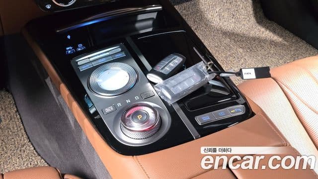 Genesis Electrified G80 2020 — ფოტო 9/20