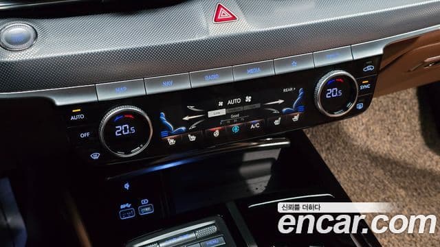 Genesis Electrified G80 2020 — ფოტო 19/20