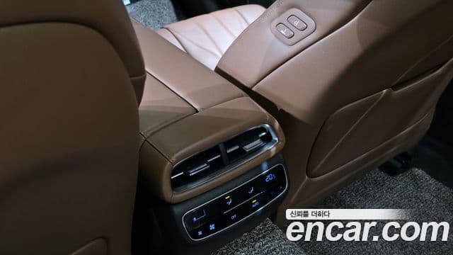 Genesis G80 2020 — Şəkil 13/30
