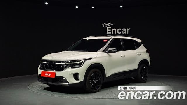 Kia Seltos 2023 — Şəkil 1/20