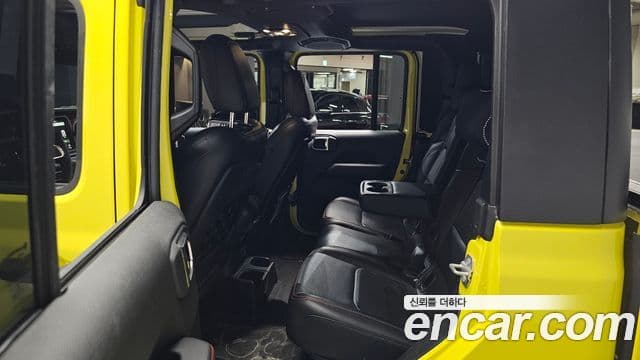 Jeep Gladiator 2023 — ფოტო 11/20