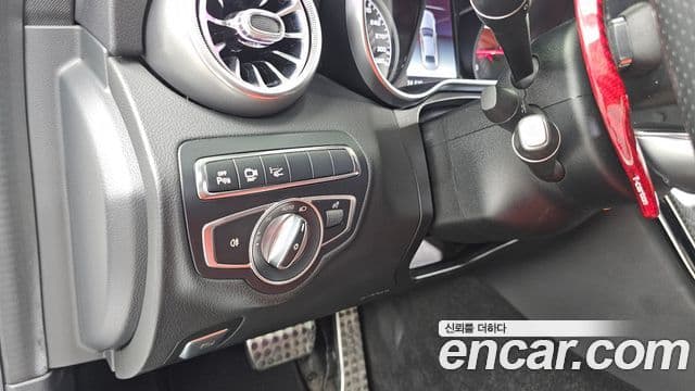 Mercedes-Benz C-Class 2018 — Photo 28/30