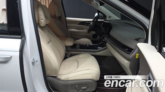 Kia Carnival 2025 — Фото 13/20
