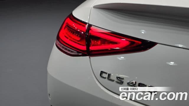 Mercedes-Benz CLS-Class 2022 — Photo 8/35
