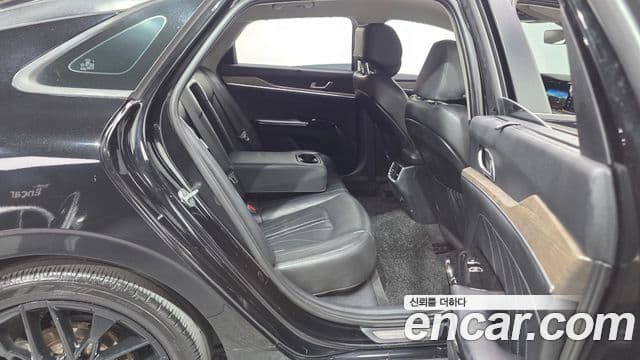Kia K5 2020 — ფოტო 11/20