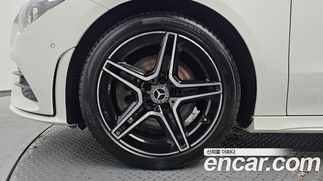 Mercedes-Benz CLA-Class 2020 — фото 5 из 20