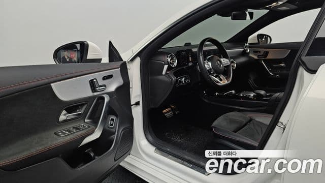 Mercedes-Benz CLA-Class 2020 — Şəkil 10/20