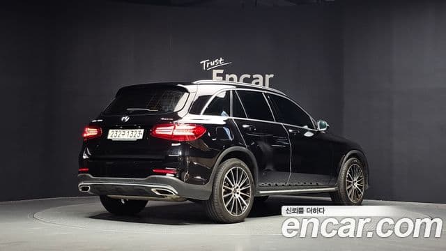 Mercedes-Benz GLC-Class 2019 — Şəkil 2/20