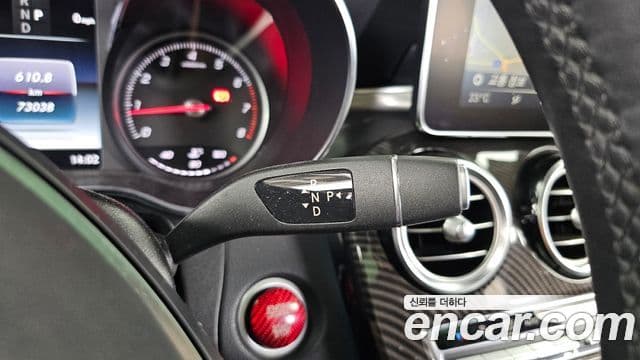 Mercedes-Benz GLC-Class 2019 — Şəkil 9/20