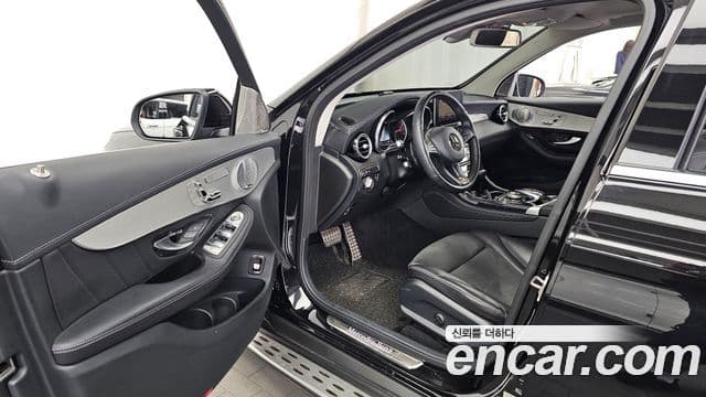 Mercedes-Benz GLC-Class 2019 — Şəkil 10/20