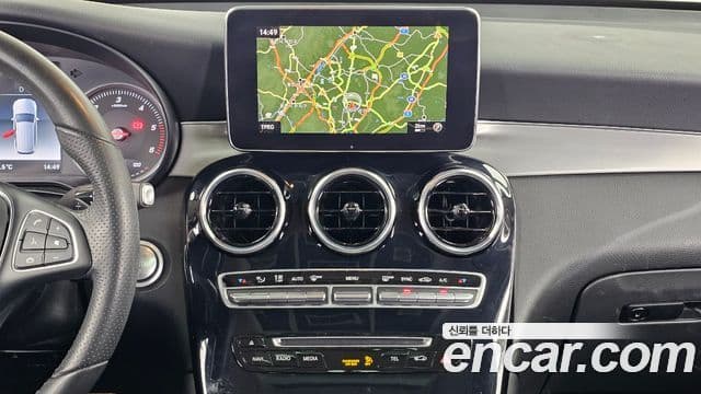 Mercedes-Benz GLC-Class 2018 — Şəkil 14/20