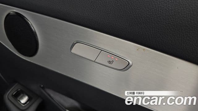 Mercedes-Benz GLC-Class 2018 — Şəkil 19/20