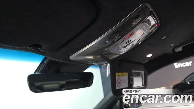 Genesis G90 2022 — Photo 33/37