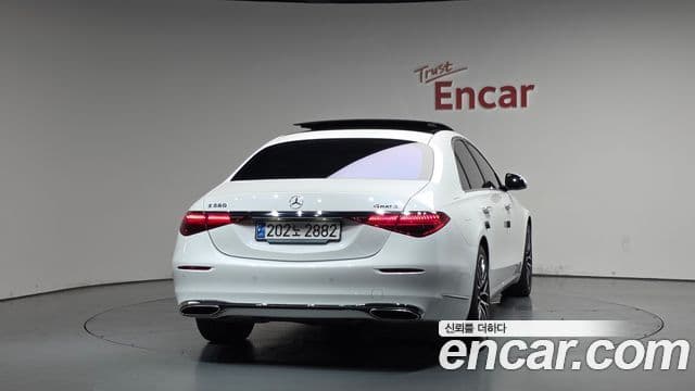 Mercedes-Benz S-Class 2024 — Photo 38/39