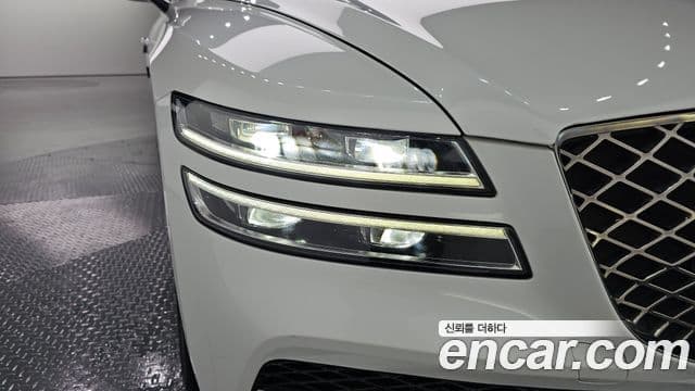 Genesis G80 2021 — ფოტო 11/33
