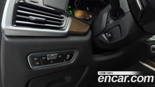 BMW X5 2021 — Şəkil 18/20