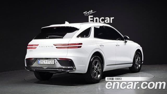 Genesis GV70 2025 — Şəkil 2/20