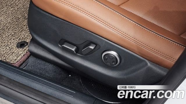 Genesis GV70 2025 — Şəkil 18/20
