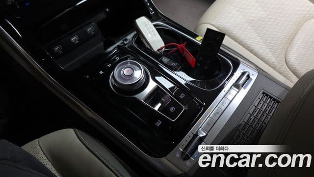 Kia Carnival 2022 — Фото 7/20