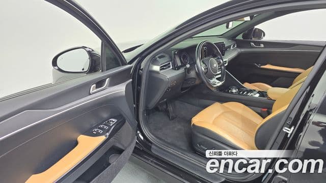 Kia K5 2020 — ფოტო 10/20