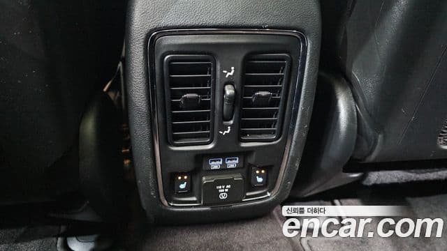 Jeep Grand Cherokee 2019 — Şəkil 19/20