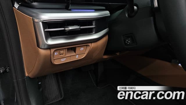 Hyundai Grandeur 2024 — ფოტო 17/20