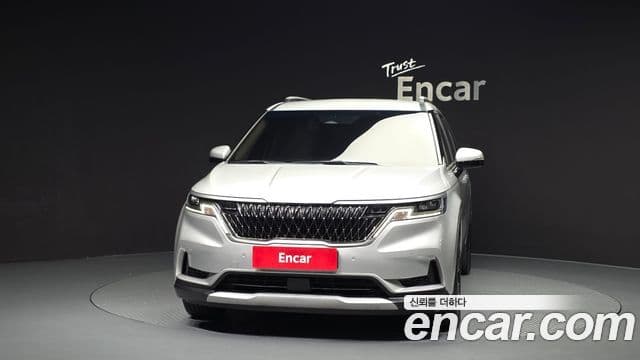 Kia Carnival 2021 — Фото 3/20