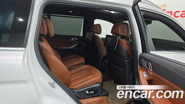 BMW X7 2020 — Şəkil 11/20