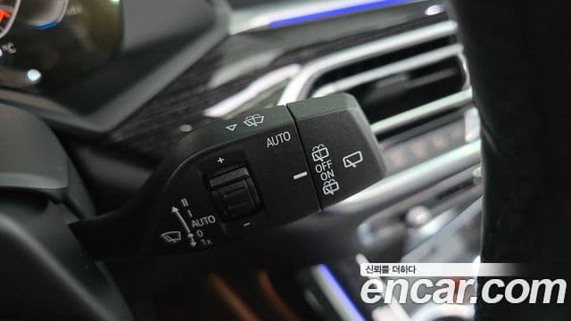 BMW X7 2020 — Photo 2/32
