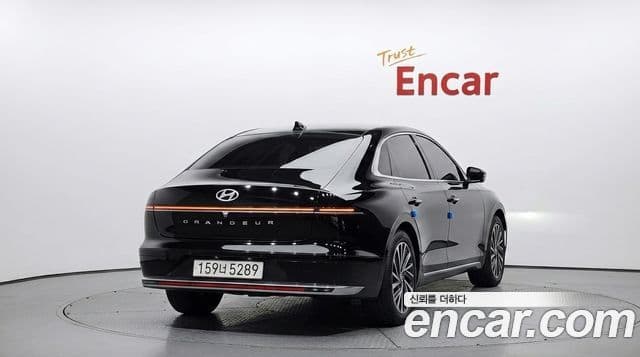 Hyundai Grandeur 2023 — ფოტო 4/20