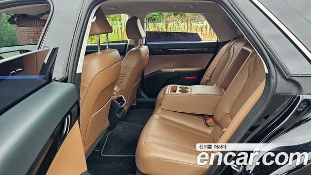 Hyundai Grandeur 2023 — ფოტო 12/20