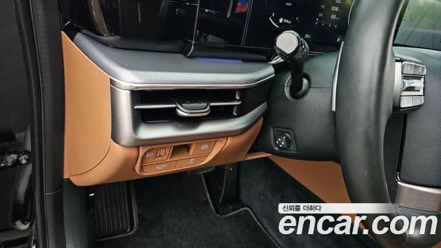 Hyundai Grandeur 2023 — ფოტო 17/20