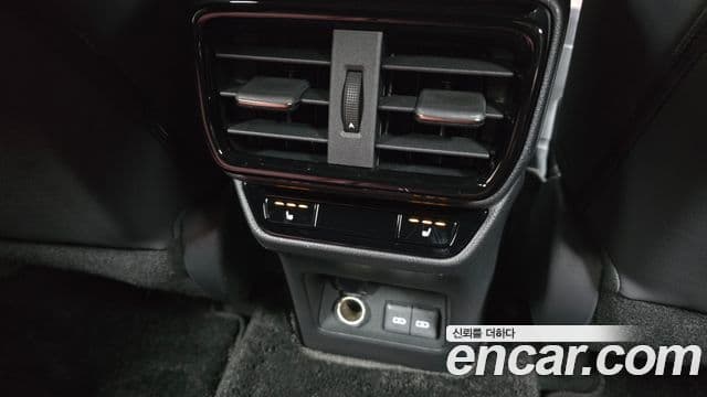 Lexus NX350h 2022 — Photo 23/30