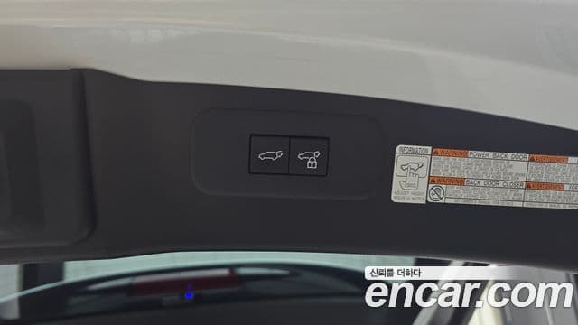 Lexus NX350h 2022 — Photo 2/30