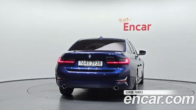 BMW 3 Series 2020 — ფოტო 4/20