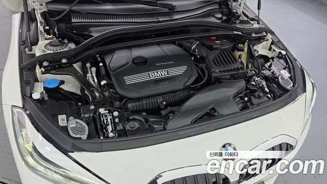 BMW 1 Series 2022 — ფოტო 5/20