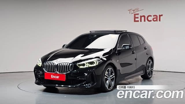BMW 1 Series 2022 — Şəkil 1/20