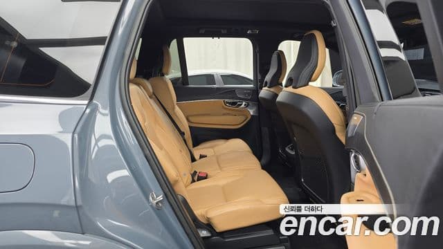 Volvo XC90 2022 — Photo 11/20