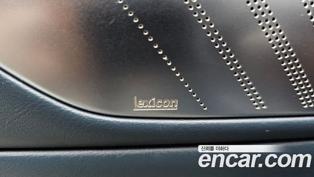 Genesis G80 2021 — Photo 16/35