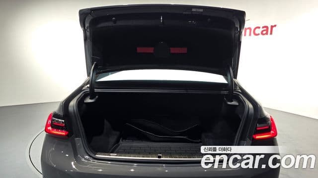 BMW 7 Series 2020 — Şəkil 18/20