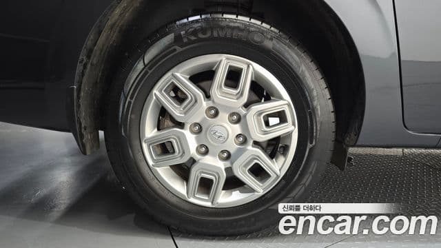 Hyundai Staria 2023 — Şəkil 5/20