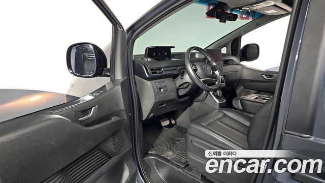 Hyundai Staria 2023 — Şəkil 10/20