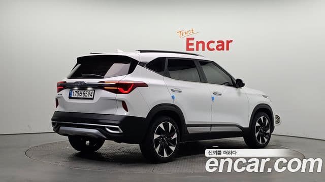 Kia Seltos 2022 — Şəkil 2/20
