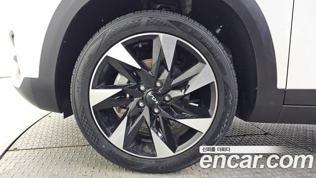 Kia Seltos 2022 — Şəkil 5/20