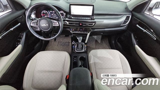 Kia Seltos 2022 — Şəkil 7/20