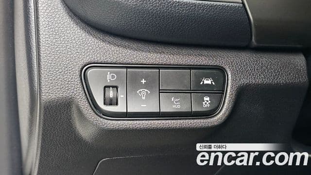 Kia Seltos 2022 — Şəkil 13/20