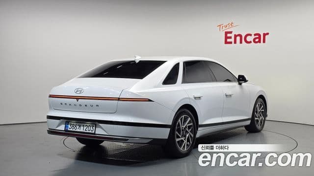 Hyundai Grandeur 2023 — Şəkil 2/20