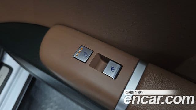 Hyundai Grandeur 2023 — Şəkil 19/20
